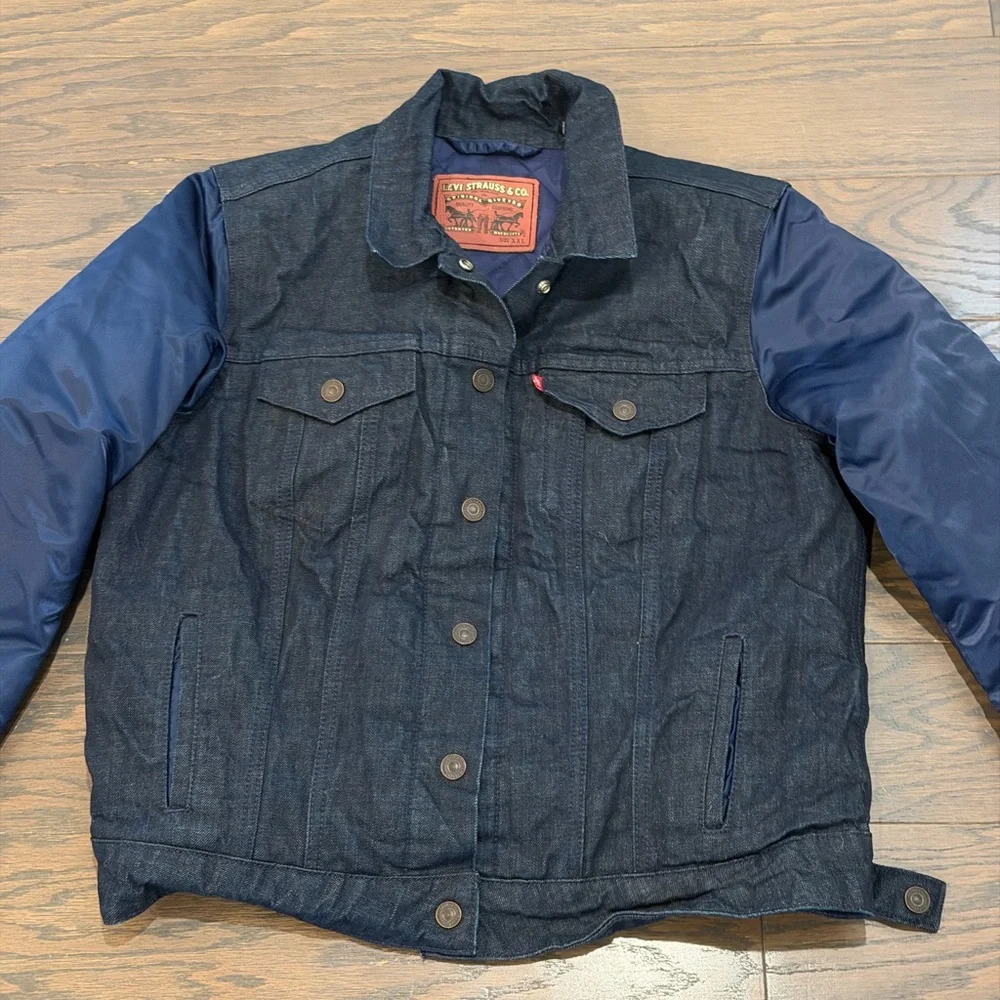 Levi's Woman’s New England Patriots NFL football denim jacket Size XXL - Picture 4 of 14